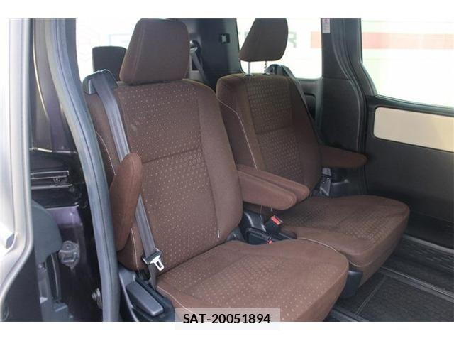 Toyota NOAH HYBRID 2020-10 6791361-27