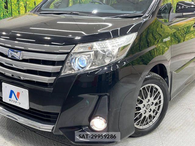 Toyota NOAH HYBRID 2016-02 6791366-12