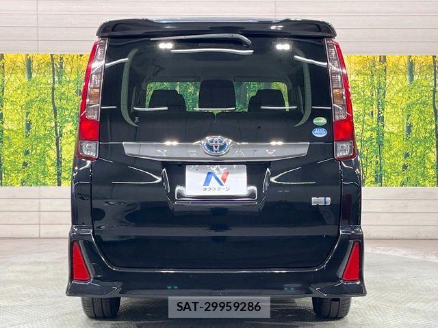 Toyota NOAH HYBRID 2016-02 6791366-15