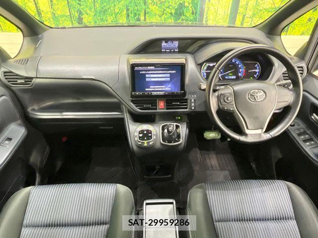 Toyota NOAH HYBRID 2016-02 6791366-1