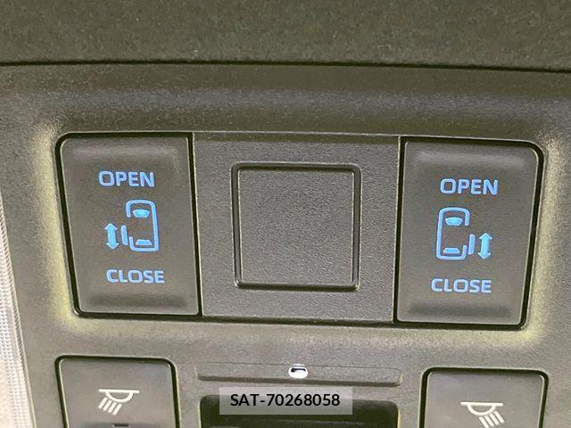 Toyota NOAH HYBRID 2023-05 6791341-5