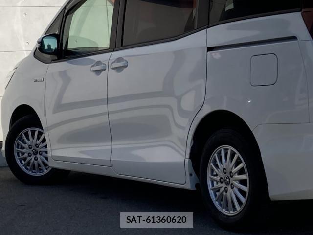 Toyota NOAH HYBRID 2016-12 6791359-13
