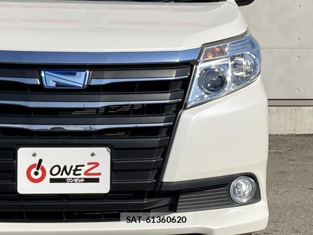Toyota NOAH HYBRID 2016-12 6791359-5