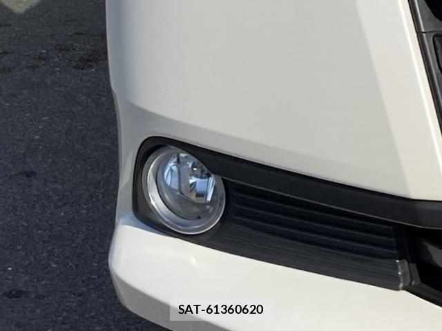 Toyota NOAH HYBRID 2016-12 6791359-7