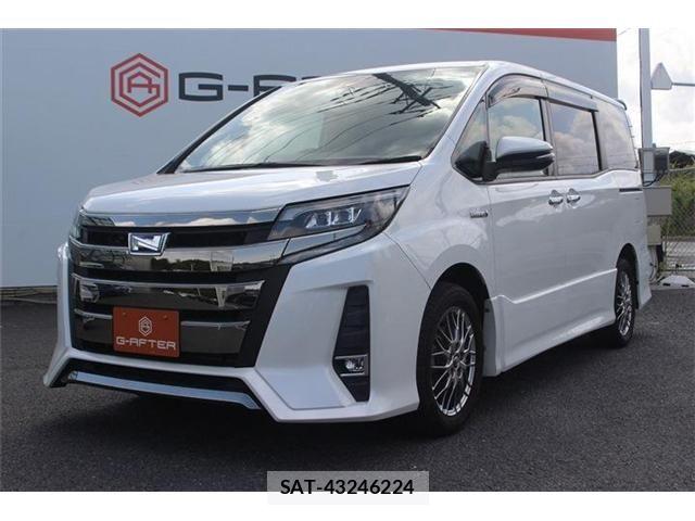 Toyota NOAH HYBRID 2018-07 6791363-12