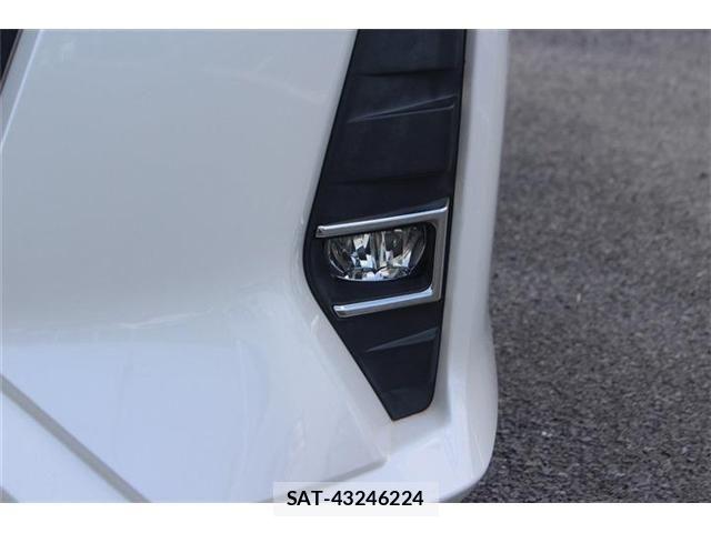 Toyota NOAH HYBRID 2018-07 6791363-16