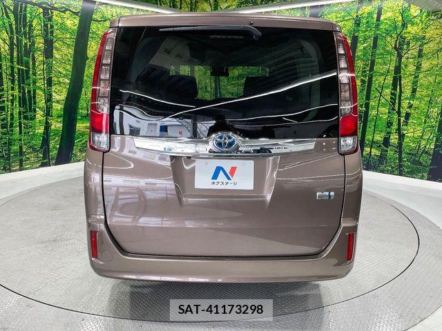 Toyota NOAH HYBRID 2016-11 6791365-16