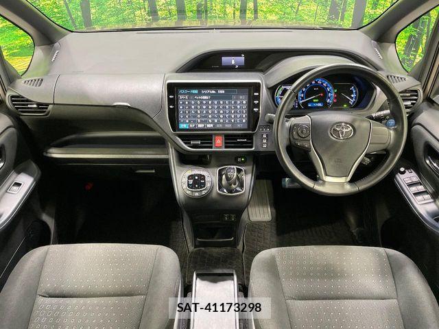 Toyota NOAH HYBRID 2016-11 6791365-3