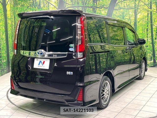 Toyota NOAH HYBRID 2016-02 6791371-17