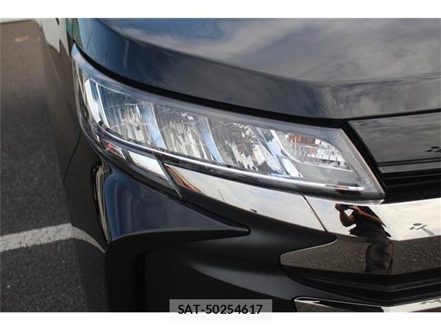 Toyota NOAH HYBRID 2022-10 6792698-10