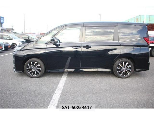 Toyota NOAH HYBRID 2022-10 6792698-6