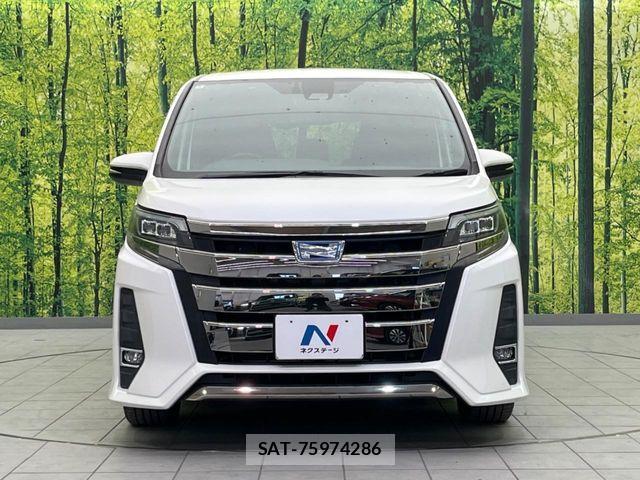 Toyota NOAH HYBRID 2018-02 6791358-14