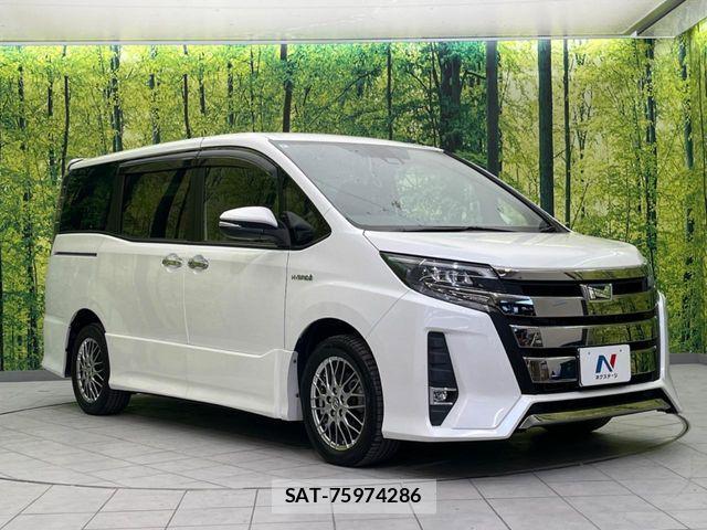 Toyota NOAH HYBRID 2018-02 6791358-16