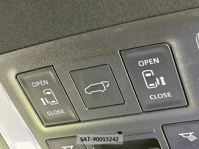 Toyota NOAH HYBRID 2025-04 6791326-2