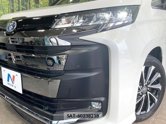 Toyota NOAH HYBRID 2023-05 6791339-12