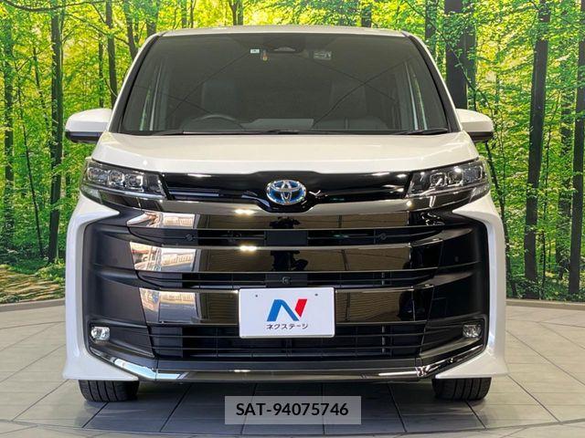 Toyota NOAH HYBRID 2022-04 6791343-14