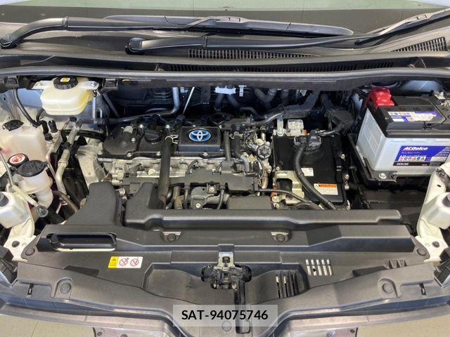 Toyota NOAH HYBRID 2022-04 6791343-17