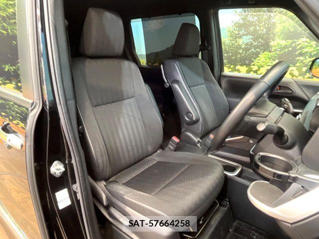 Toyota NOAH HYBRID 2023-06 6791350-7