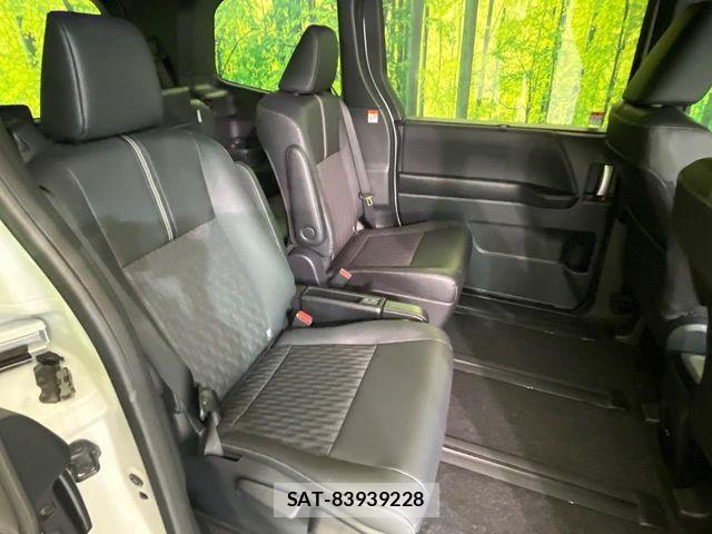Toyota NOAH HYBRID 2024-03 6816260-8