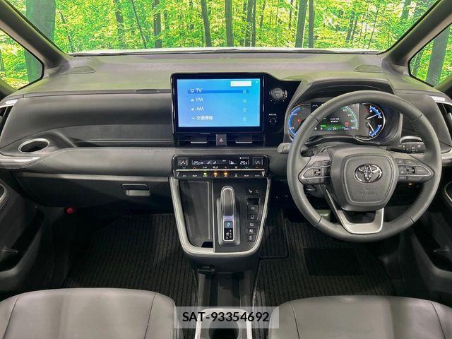 Toyota NOAH HYBRID 2025-10 6816256-1