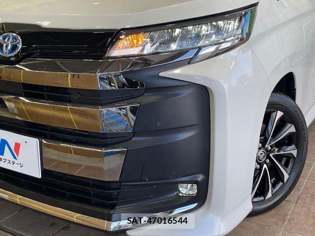 Toyota NOAH HYBRID 2024-12 6816258-12