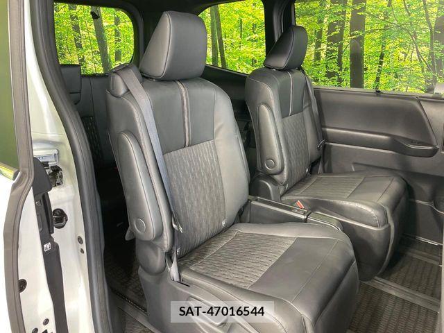 Toyota NOAH HYBRID 2024-12 6816258-8