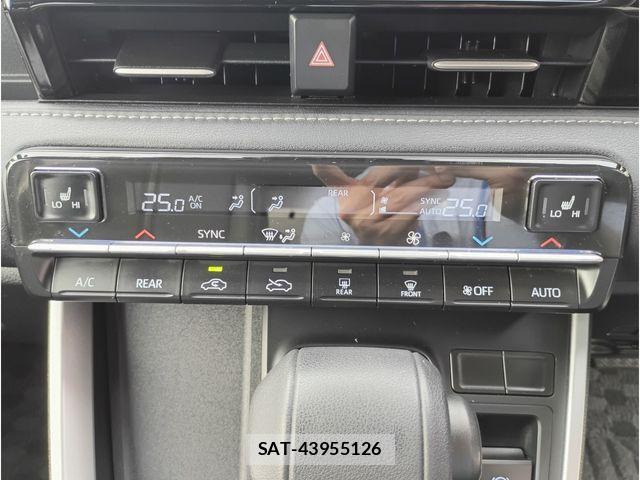 Toyota NOAH HYBRID 2023-09 6910405-17