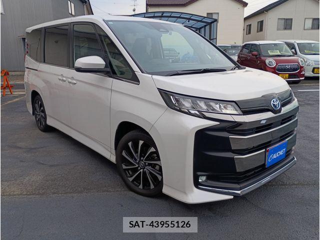 Toyota NOAH HYBRID 2023-09 6910405-2