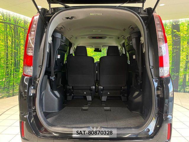 Toyota NOAH HYBRID 2016-08 6910414-10