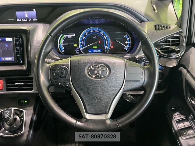 Toyota NOAH HYBRID 2016-08 6910414-11