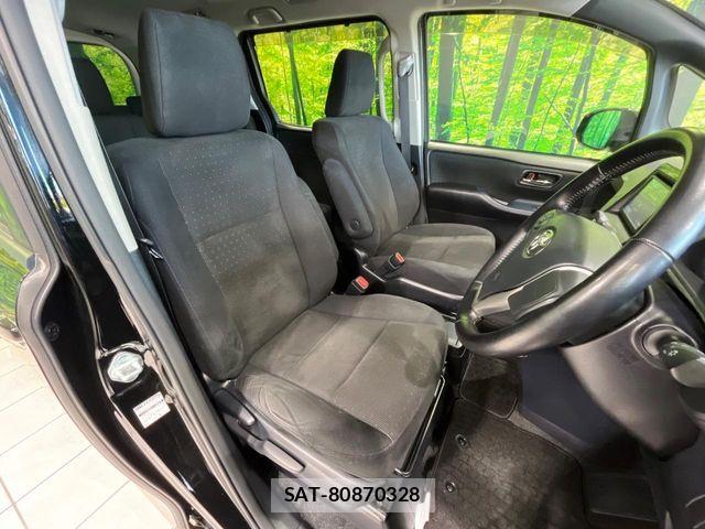 Toyota NOAH HYBRID 2016-08 6910414-7