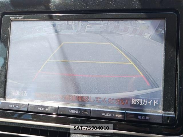 Toyota NOAH HYBRID 2014-12 6910410-18