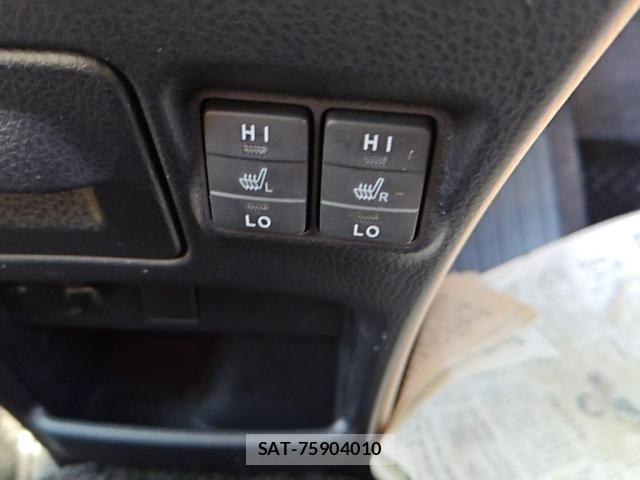 Toyota NOAH HYBRID 2014-12 6910410-19