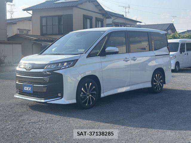 Toyota NOAH HYBRID 2026-03 6910379-11