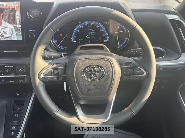 Toyota NOAH HYBRID 2026-03 6910379-13
