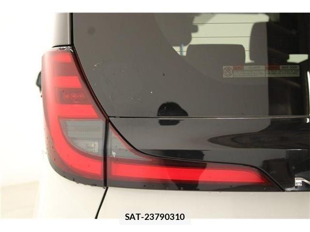 Toyota NOAH HYBRID 2023-03 6910406-18