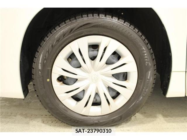 Toyota NOAH HYBRID 2023-03 6910406-24