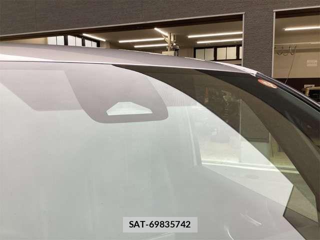 Toyota NOAH HYBRID 2025-06 6910396-13