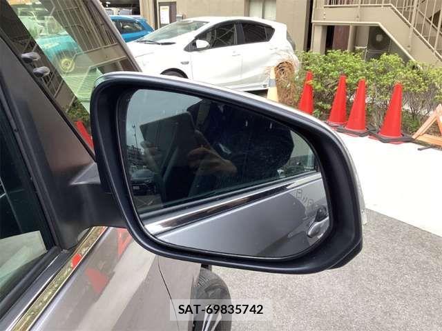 Toyota NOAH HYBRID 2025-06 6910396-8