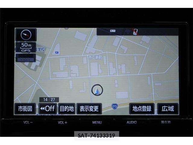 Toyota NOAH HYBRID 2018-10 6910409-1