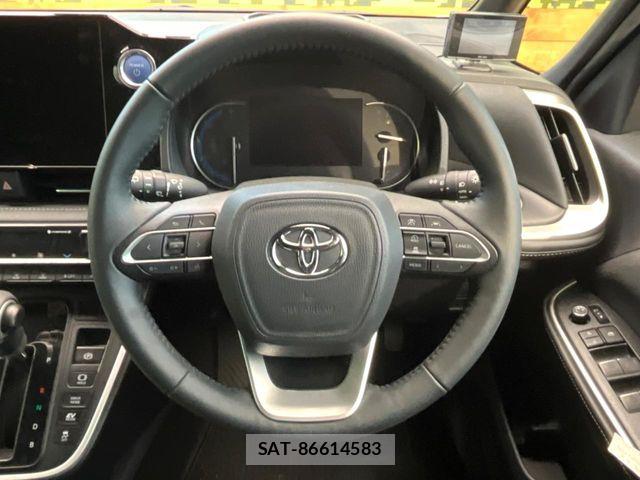 Toyota NOAH HYBRID 2023-06 6910397-11