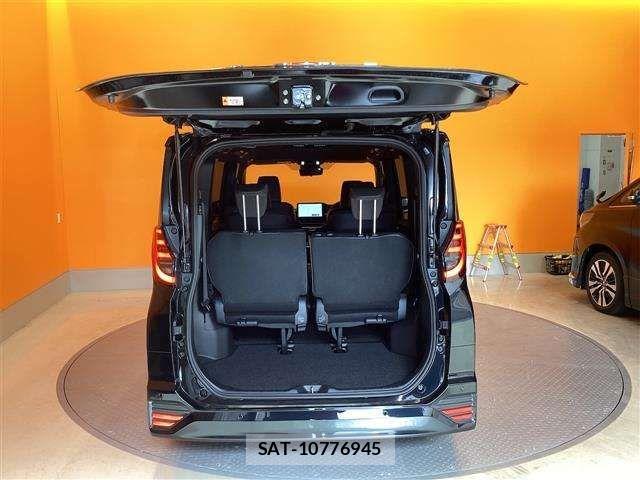 Toyota NOAH HYBRID 2025-06 6910384-15