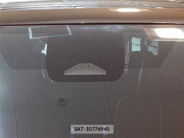 Toyota NOAH HYBRID 2025-06 6910384-5