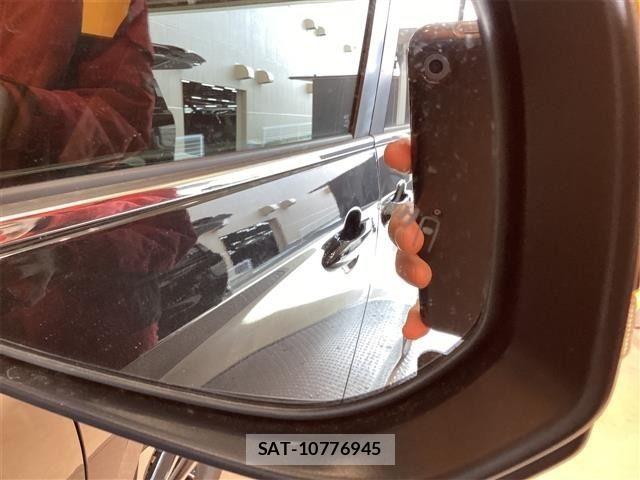 Toyota NOAH HYBRID 2025-06 6910384-7