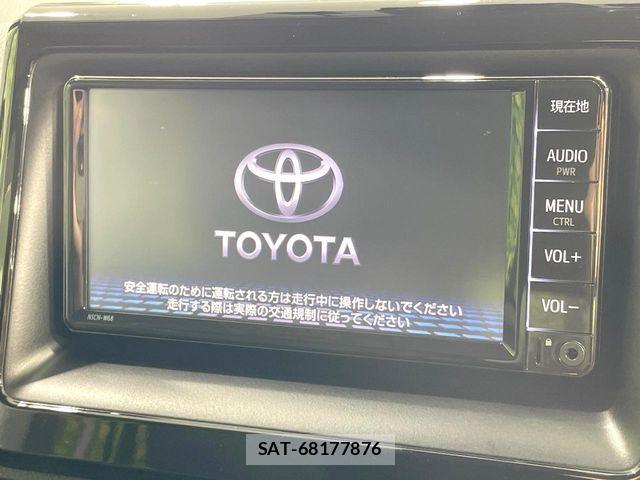Toyota NOAH HYBRID 2019-10 6910411-2