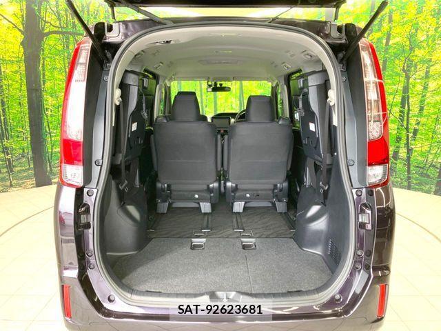 Toyota NOAH HYBRID 2014-06 6910424-10
