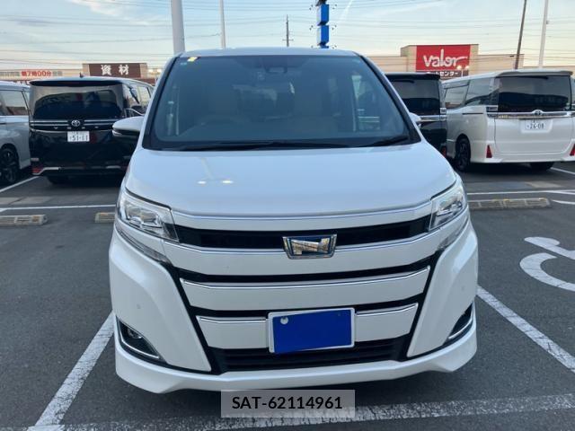 Toyota NOAH HYBRID 2019-05 6910421-0