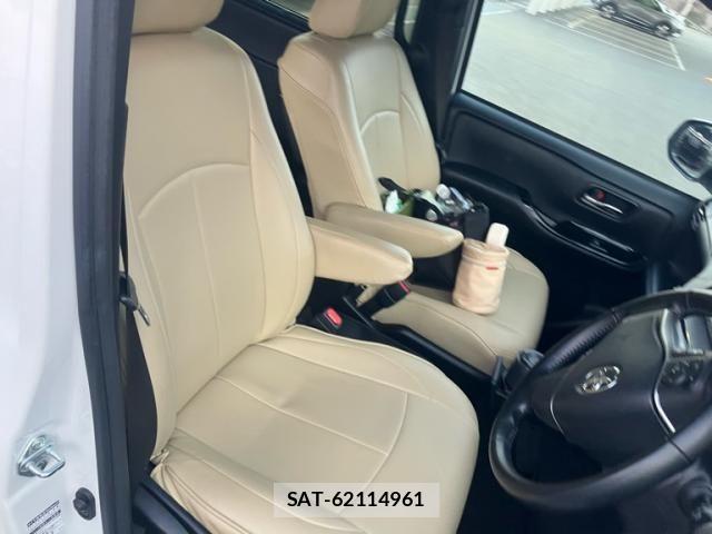 Toyota NOAH HYBRID 2019-05 6910421-18