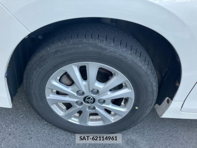 Toyota NOAH HYBRID 2019-05 6910421-7