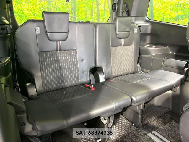 Toyota NOAH HYBRID 2023-07 6996428-9